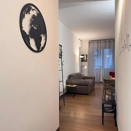 Apartament 10' Linate Airport, Perfect For Visiting