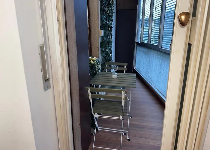 10' Linate Airport, Perfect For Visiting Apartamento Milão